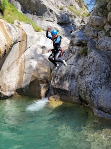 Bureau des guides les 2 vallées place picture